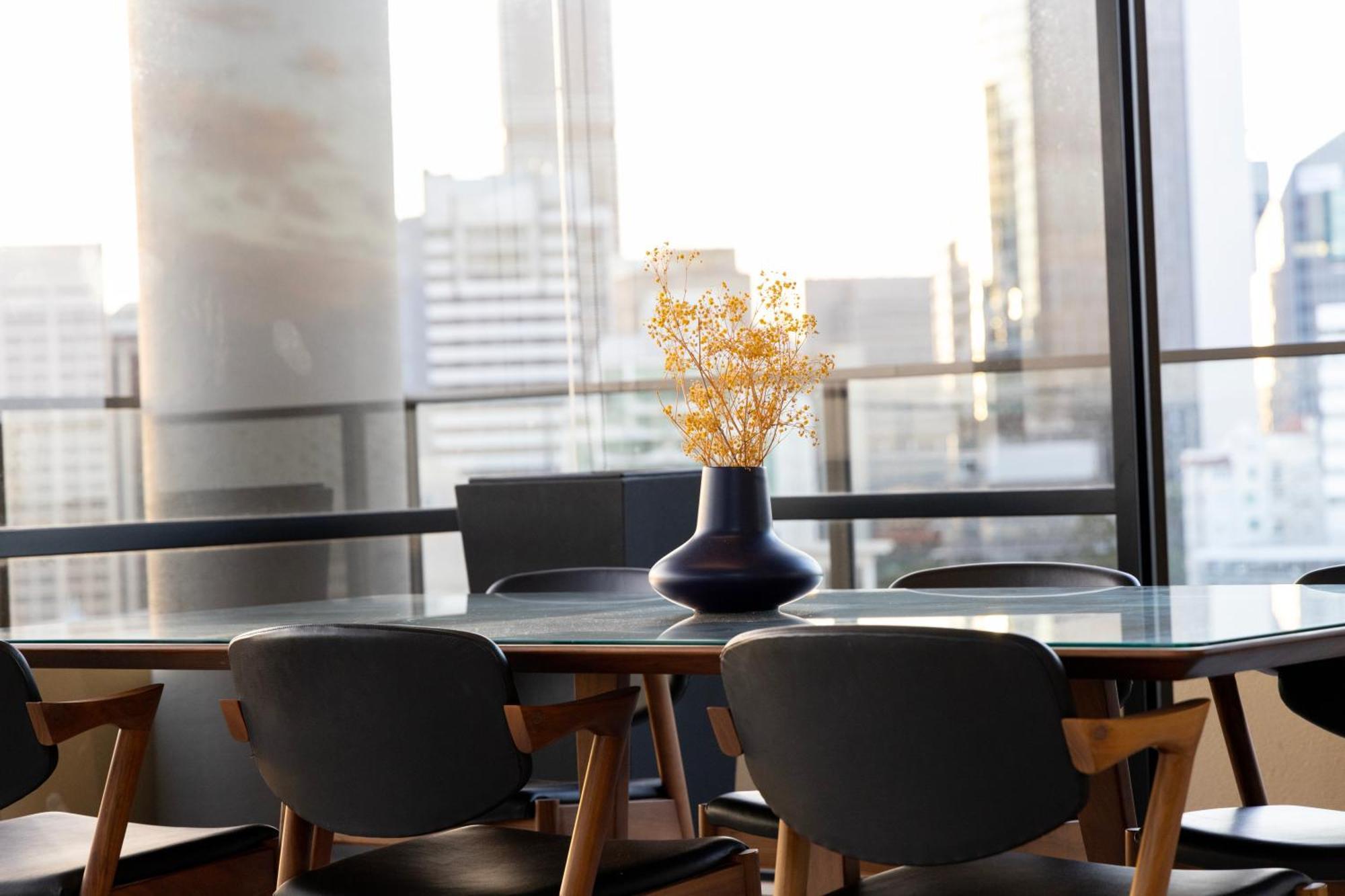 Apartment Sub Penthouse - Large Luxury 2 Bedroom Brisbane